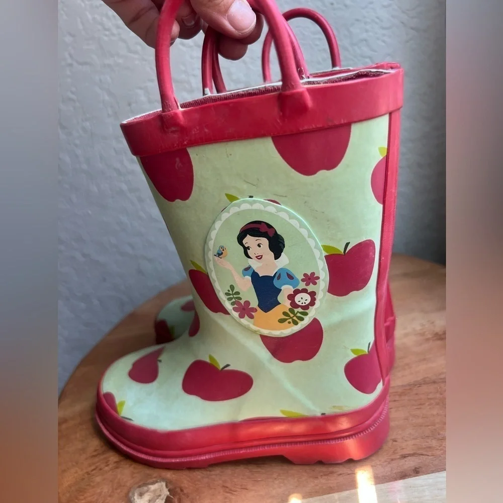 Snow White rain boots size 11